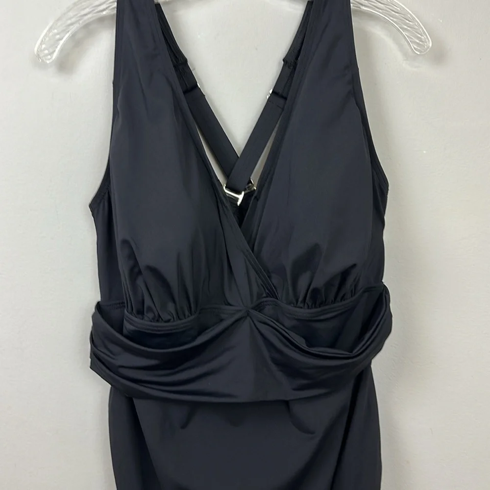 Lands End Black One Piece Slimming Tummy Control One Piece Swimsuit Sz 1X